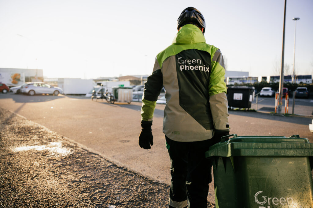 Collecte de déchets alimentaires responsable pour les restaurants, boulangeries, bureaux, hôtels, fleuristes, événements… en Alsace.